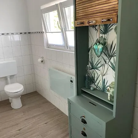 Semesterbostad Goebel's Gute Stube Wirfus